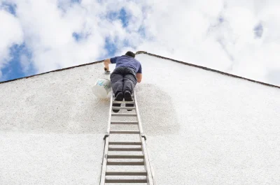 Peinture extérieure à Estrées-lès-Crécy — façades et ravalement